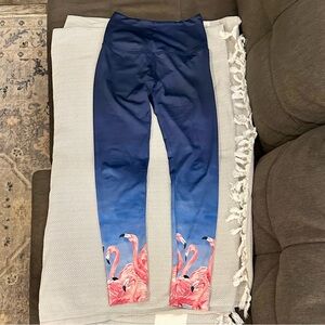 Beyond Yoga Flamingo Leggings Small